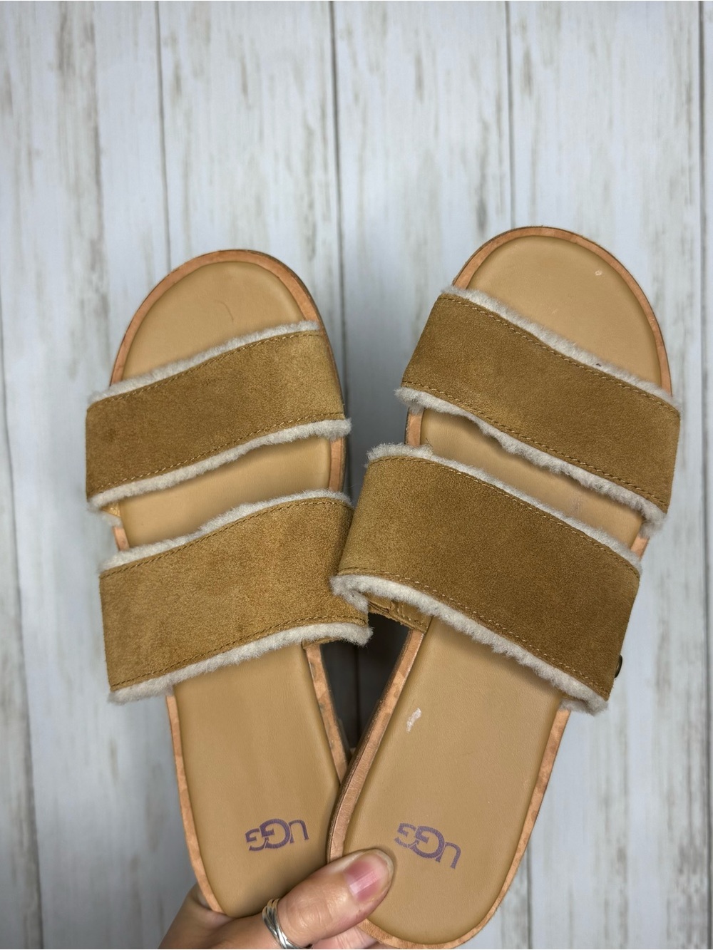 UGG Evalita Sandals SIZE 8